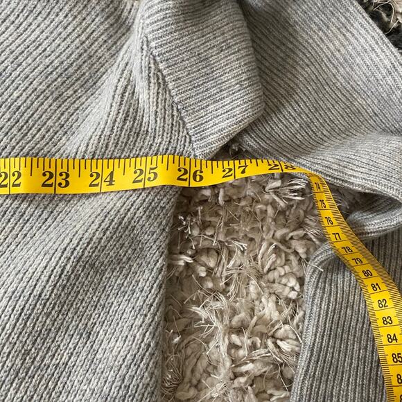 Vince Wool/Cashmere Blend Gray Turtleneck Sweater Women's Large - Picture 3 of 6